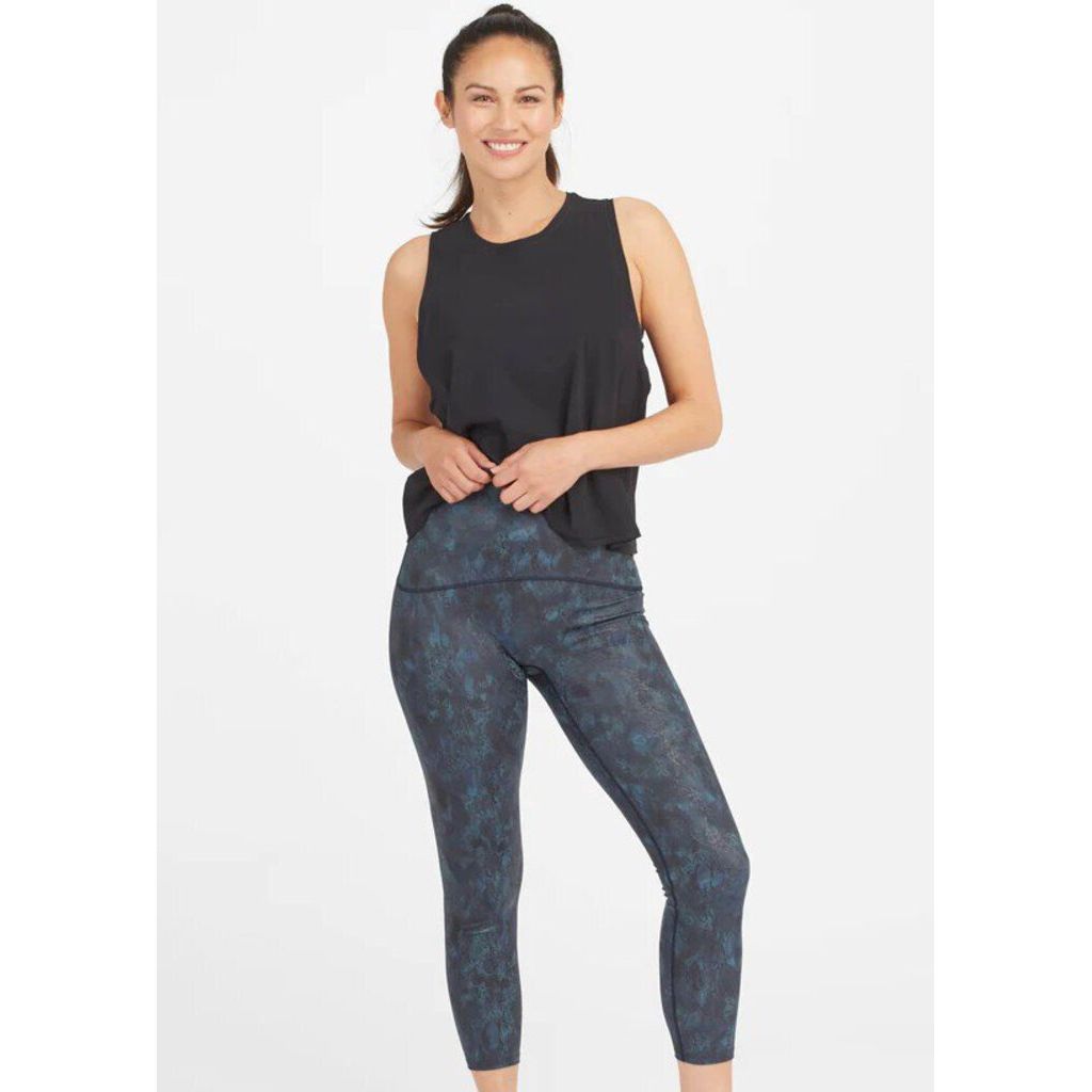 Spanx NWT Booty Boost® Active Reptile 7/8 Leggings - Size Medium