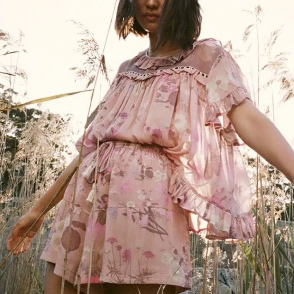 Spell & the Gypsy NWT Wild Bloom Shorts Pink Blush - Size XL