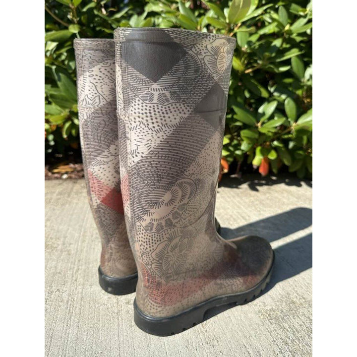 Burberry Paisley Flower Nova Check Rain Boot - Size 37