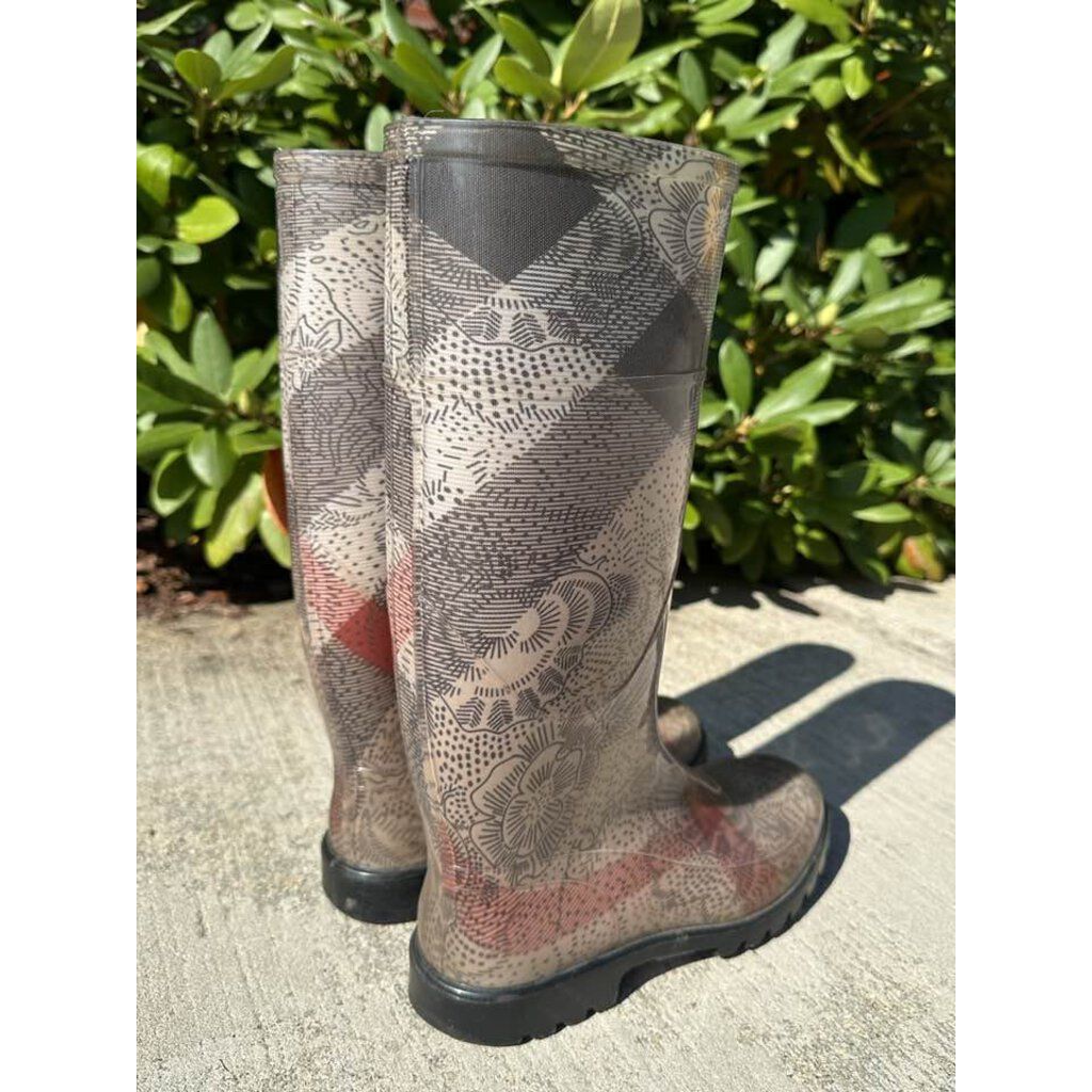 Burberry Paisley Flower Nova Check Rain Boot - Size 37