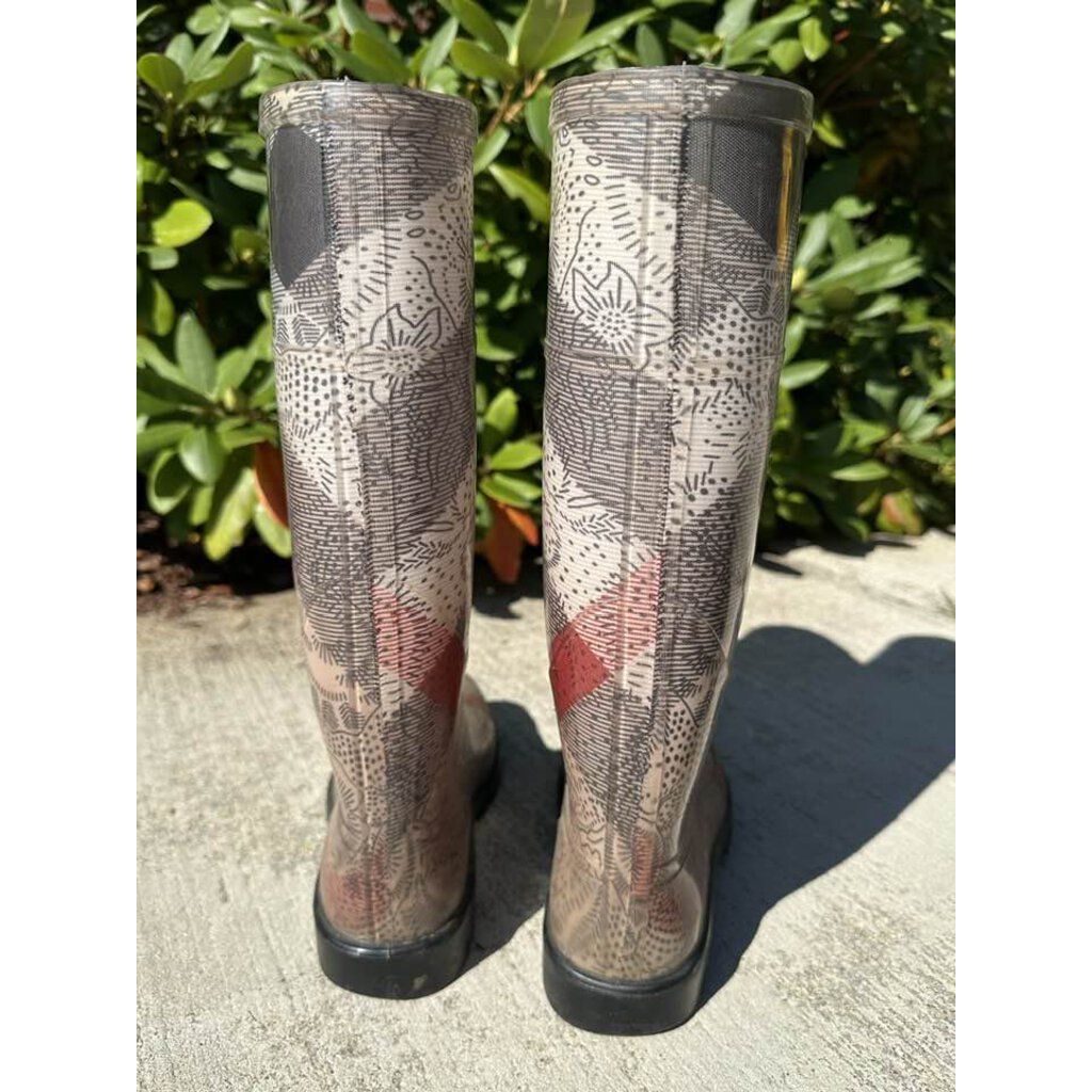 Burberry Paisley Flower Nova Check Rain Boot - Size 37