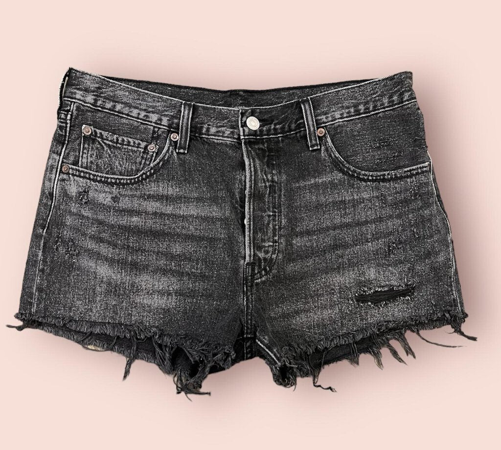 Levi’s 501 Cutoff Shorts in Black - Size 31