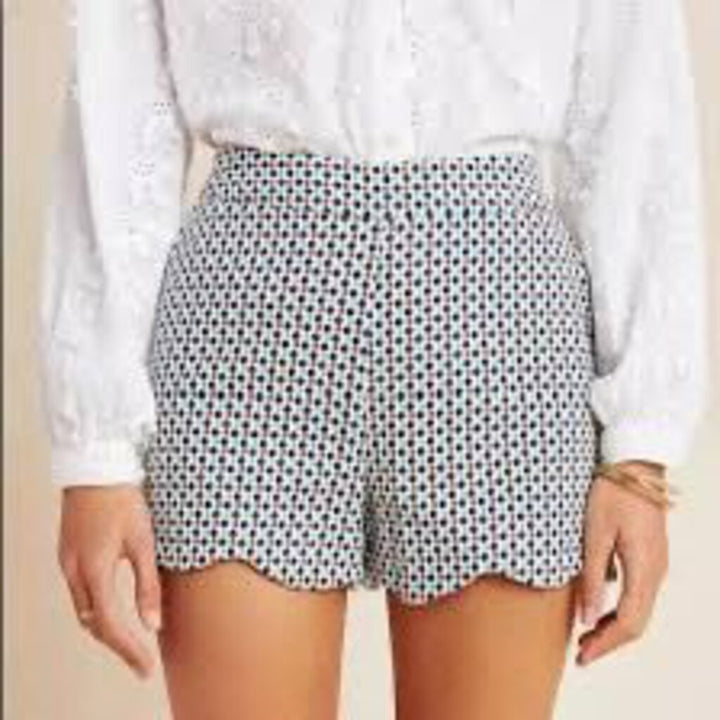 Anthropologie Georgie Scalloped NWT Shorts - Size 4