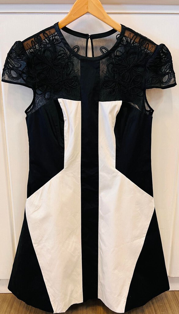 Karen Millen Dress - Size 10