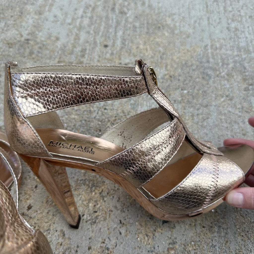 Michael Kors Berkley T Strap Rose Gold Python Printed Sandal - Size 9