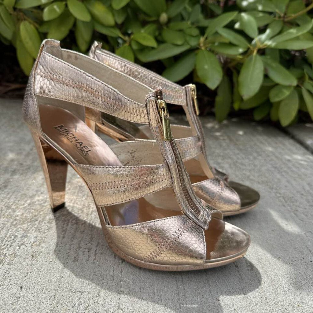 Michael Kors Berkley T Strap Rose Gold Python Printed Sandal - Size 9