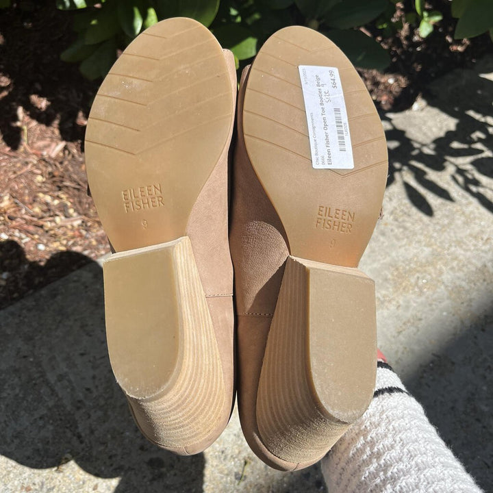 Eileen Fisher New Mango Leather Cork Sandals - Size 9