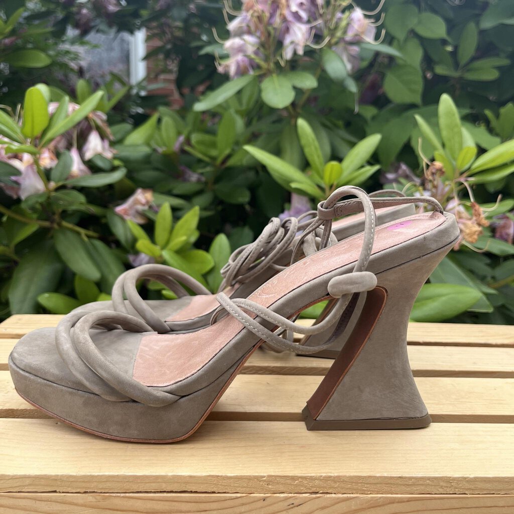 Vicenza Strappy Platform Heels - Size 7