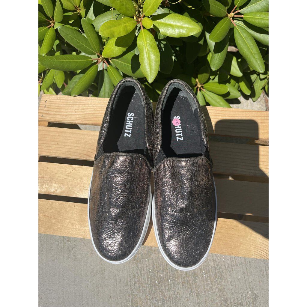 Schutz Amisha Leather Sneaker in Craquele Shine Bronze - Size 8