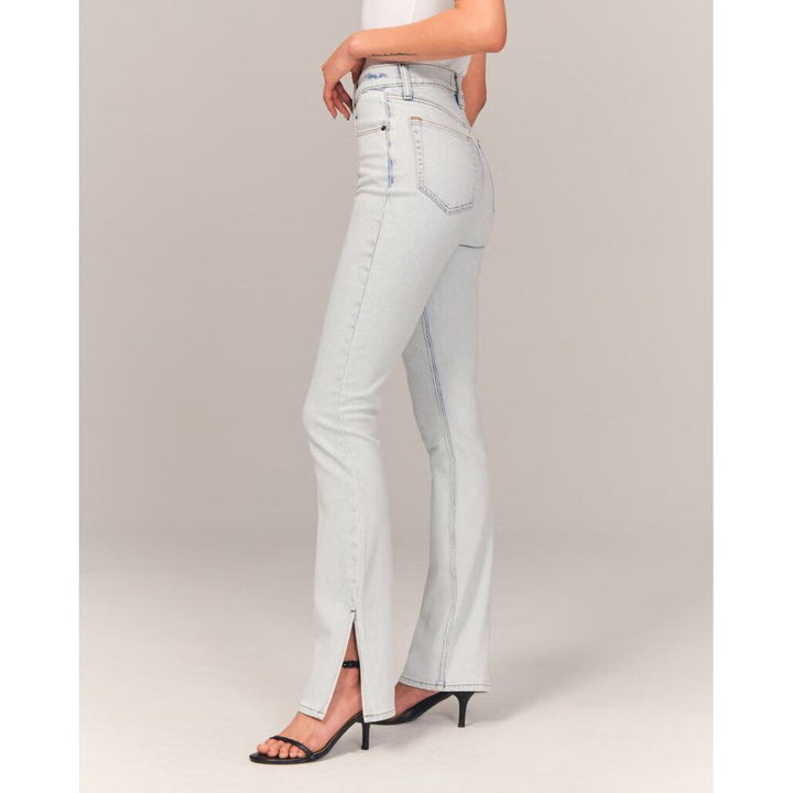 Abercrombie & Fitch The Slim Straight Ultra High Rise Jean with Vent Hem - Size 31