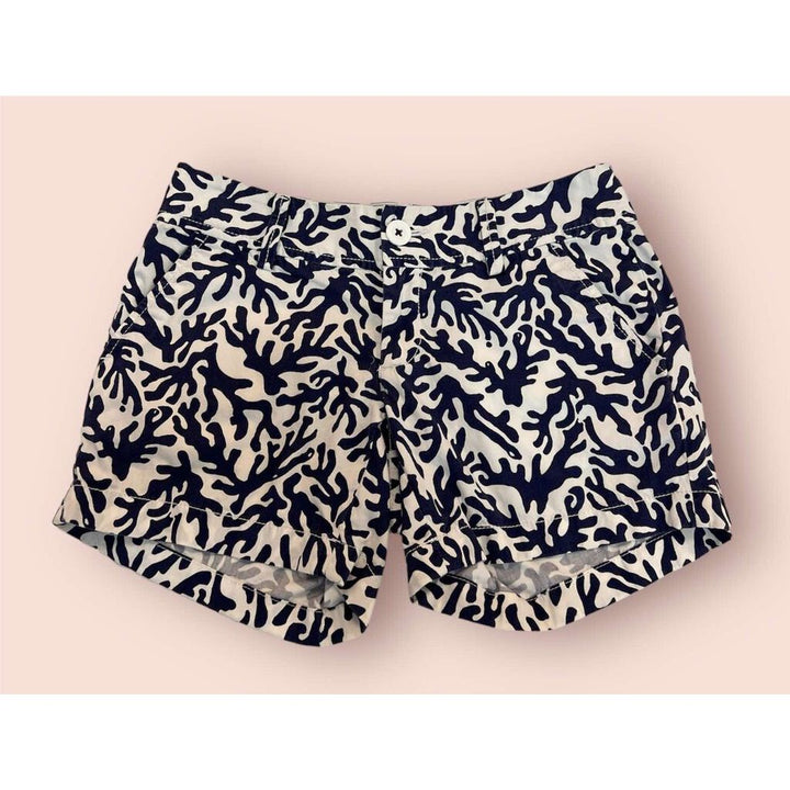 Lilly Pulitzer "The Callahan" Navy Coral Shorts - Size 00