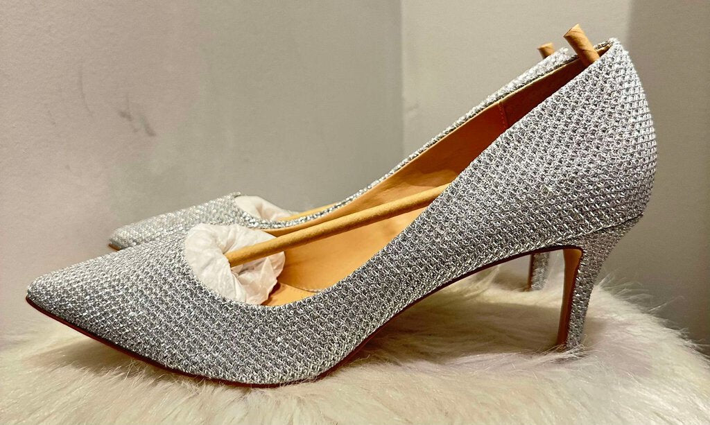 Badgley Mischka Glitter Rudy Pointed Toe Heels - Size 10