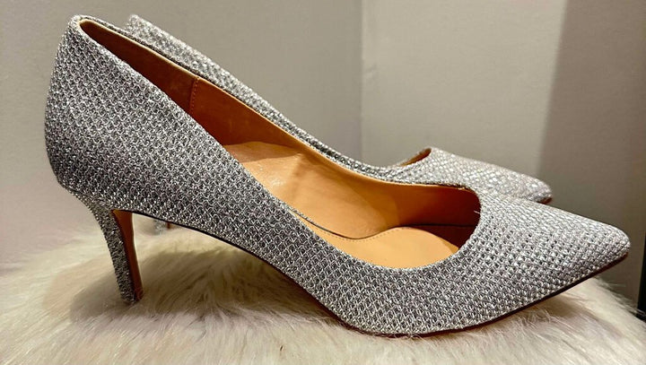 Badgley Mischka Glitter Rudy Pointed Toe Heels - Size 9.5