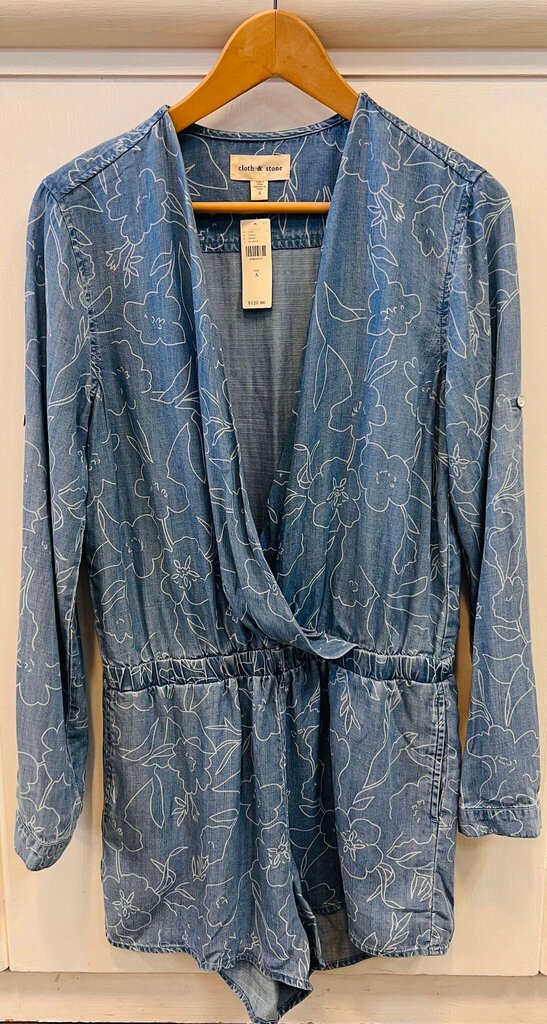 Cloth Stone NWT Floral Denim Romper Size Small Chic Boutique Consignments