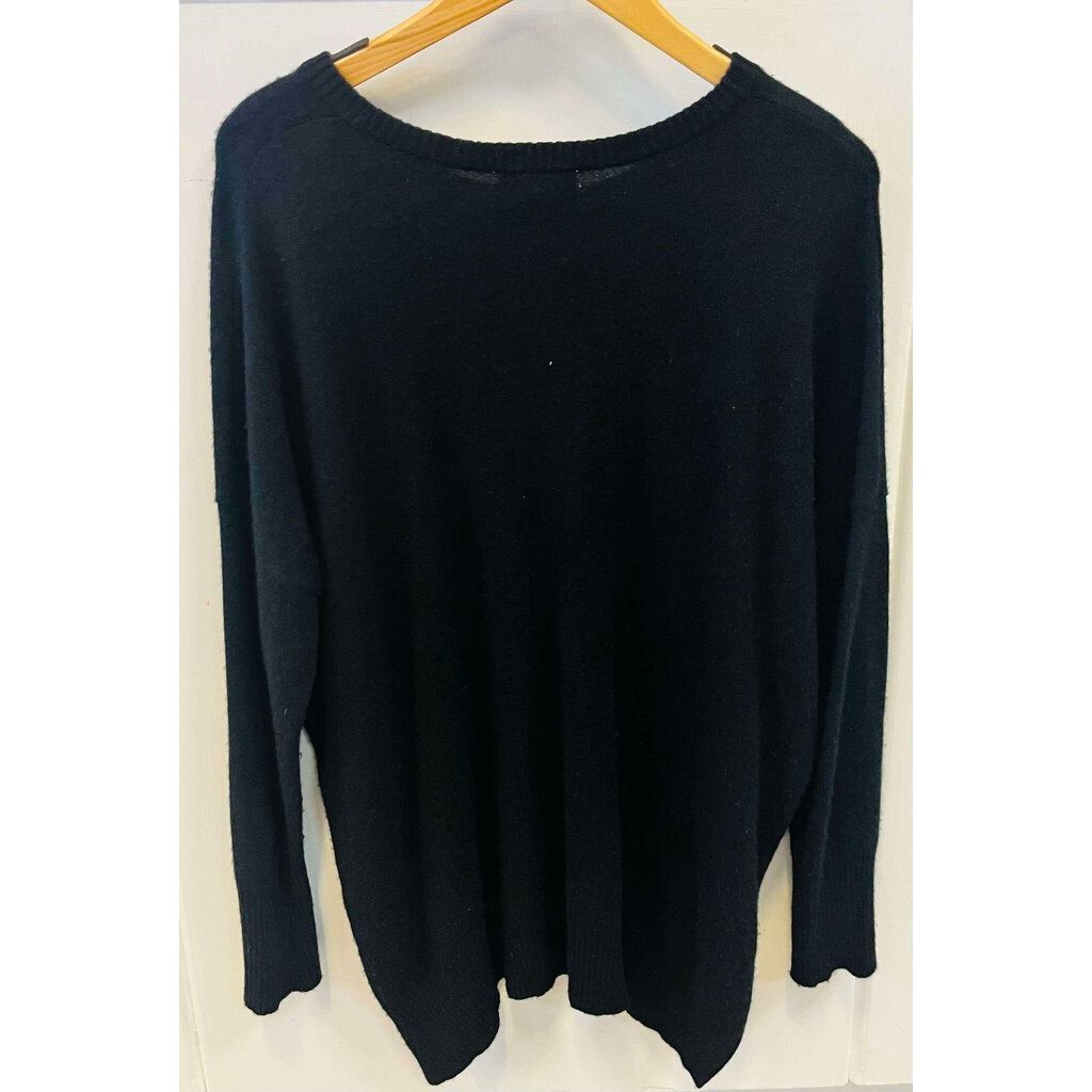 Maxwell & Co Split Hem Sweater - Size Large