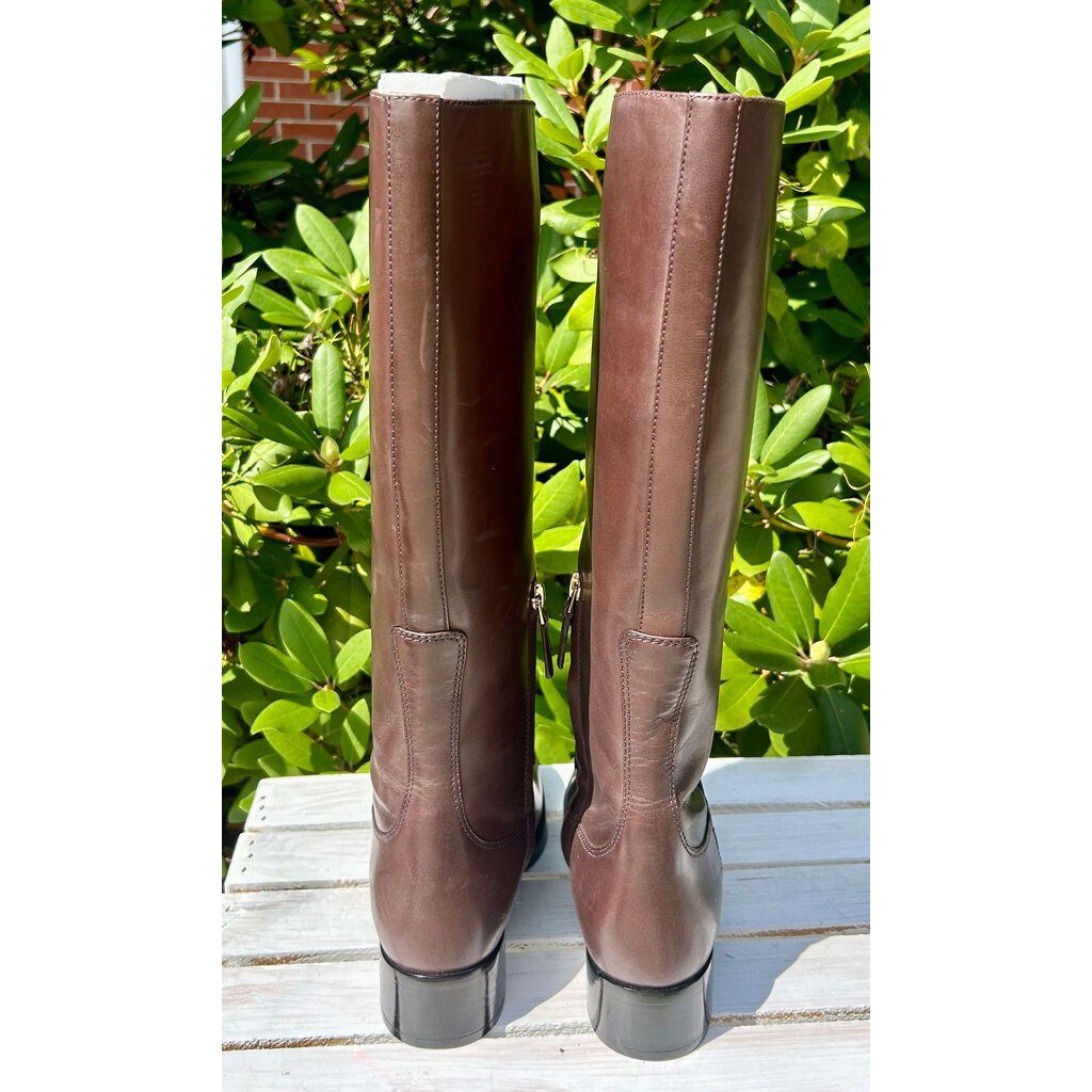 Tory Burch Miller Leather Pull-On Boots - Size 8