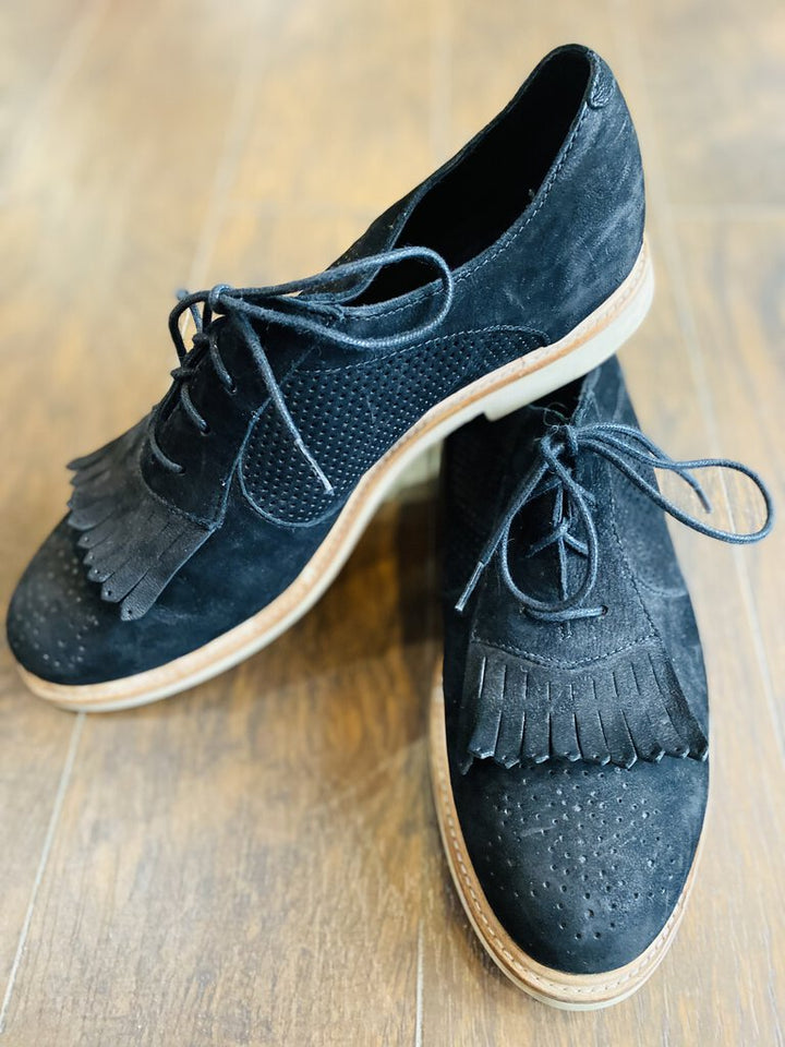 Ugg Bernett Oxfords - Size 8.5