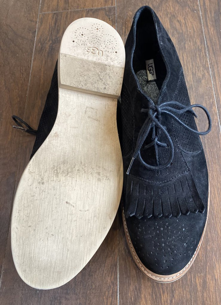 Ugg Bernett Oxfords - Size 8.5