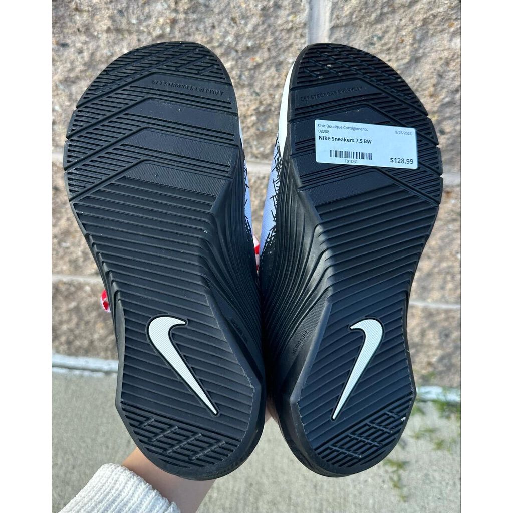 Nike Metacon 5 AMP Sneakers - Size 7.5