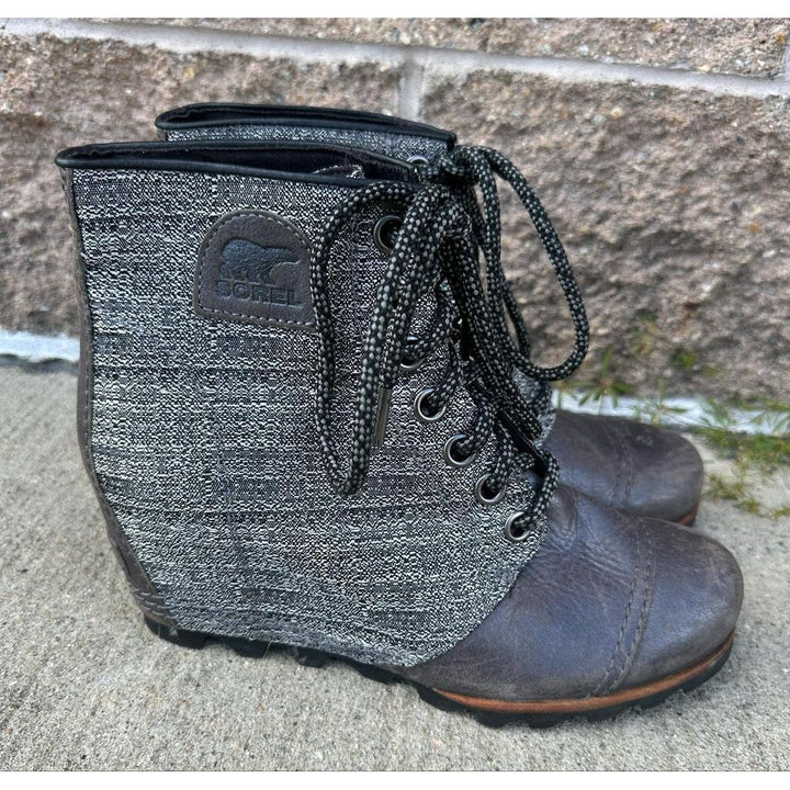 Sorel PDX Wedge Booties - Size 9