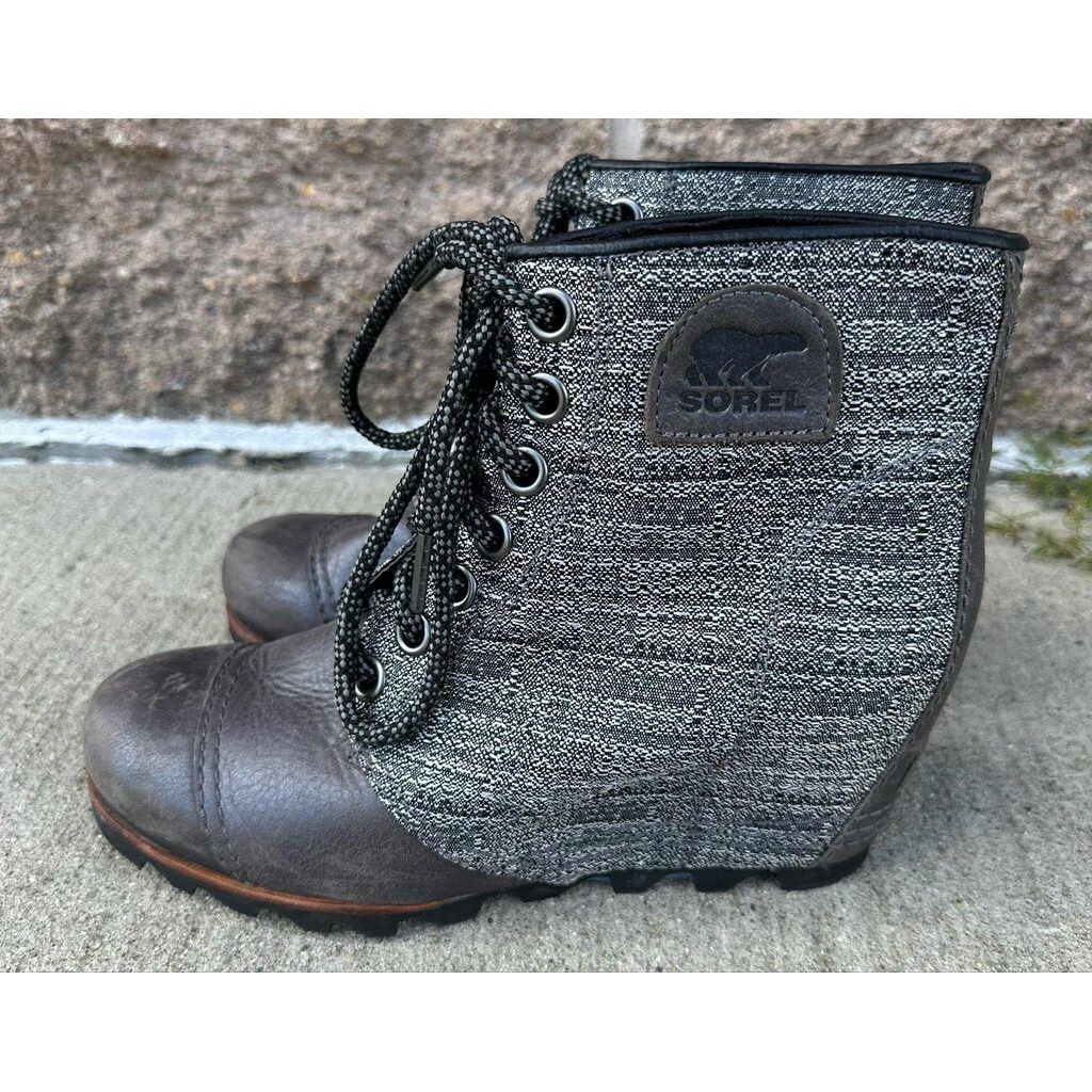 Sorel PDX Wedge Booties - Size 9