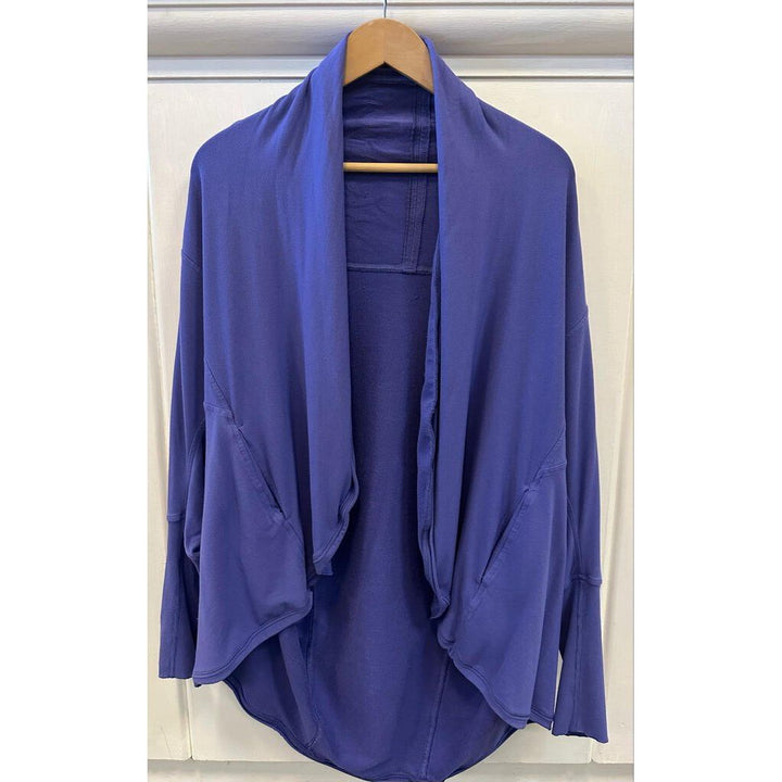 Lululemon To and Flow Wrap Jacket in Heathered Mod Iris Flower - Size 6