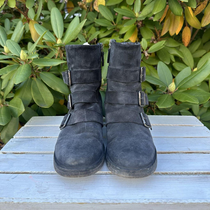 Gidigio Buckle Booties - Size 37