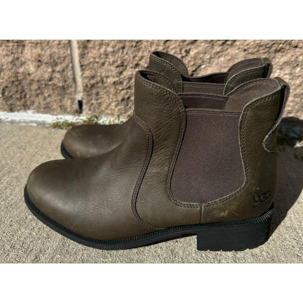 UGG Bonham III Booties - Size 9