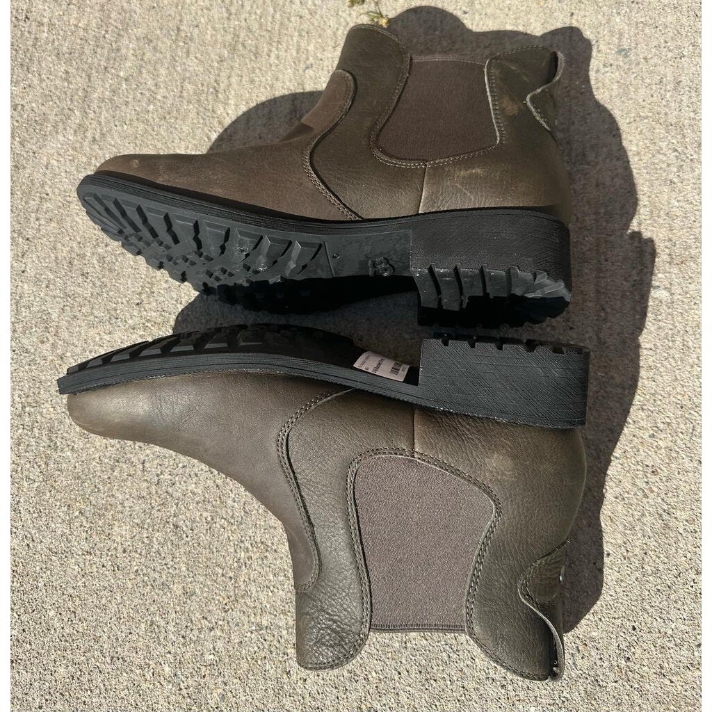 UGG Bonham III Booties - Size 9