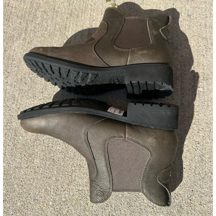 UGG Bonham III Booties - Size 9