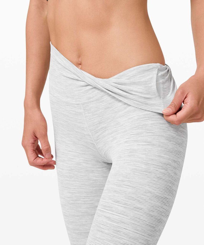 Lululemon Leggings 25" - Size 4