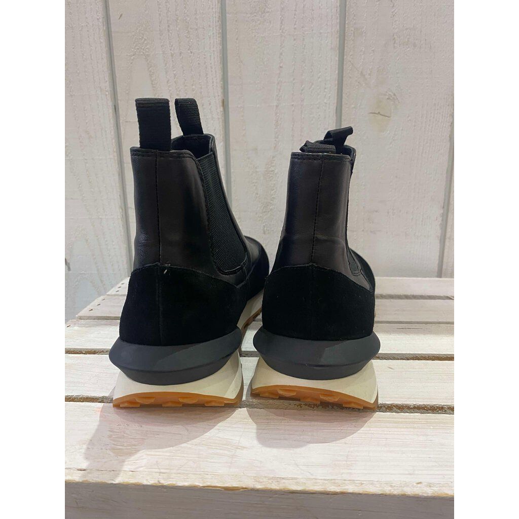 J/Slides Eddie Jogger Sneaker Boots - Size 8