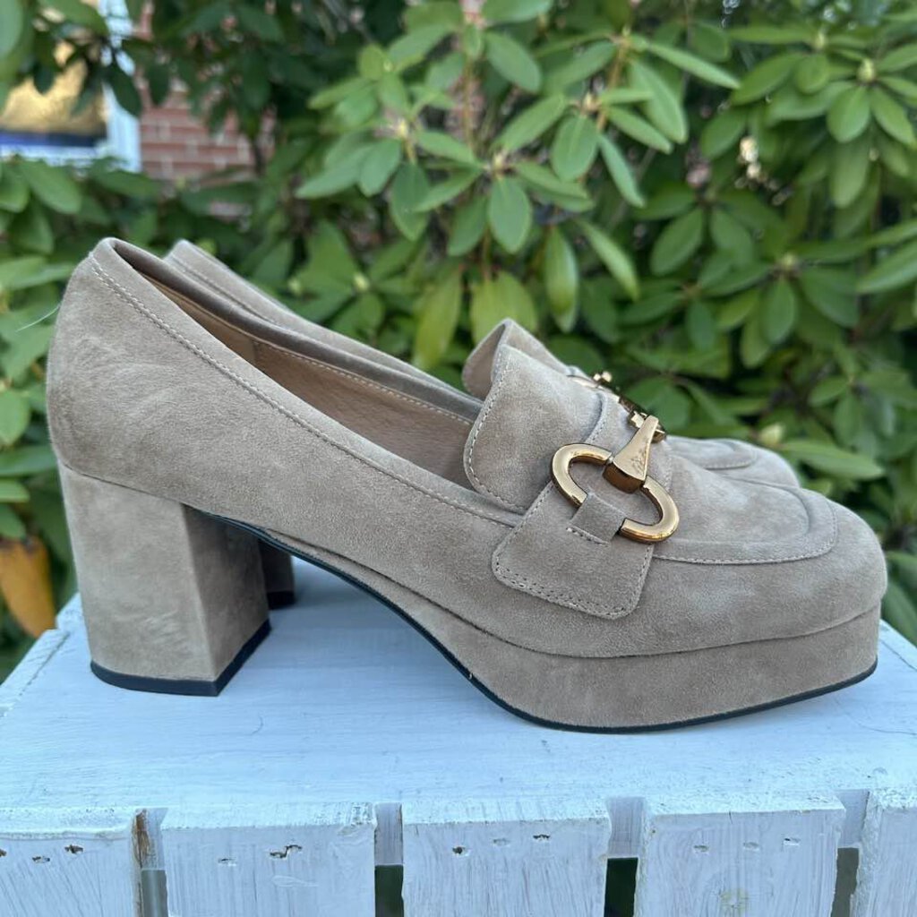 Bibi Lou Mojave Suede Heels - Size 10
