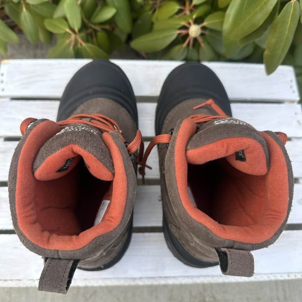 The North Face Chilkat Lace II Winter Boots - Size 6