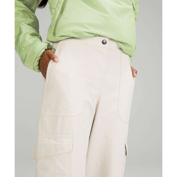 Lululemon Light Utility Utilitech Cargo Pocket High-Rise Crop - Size 30