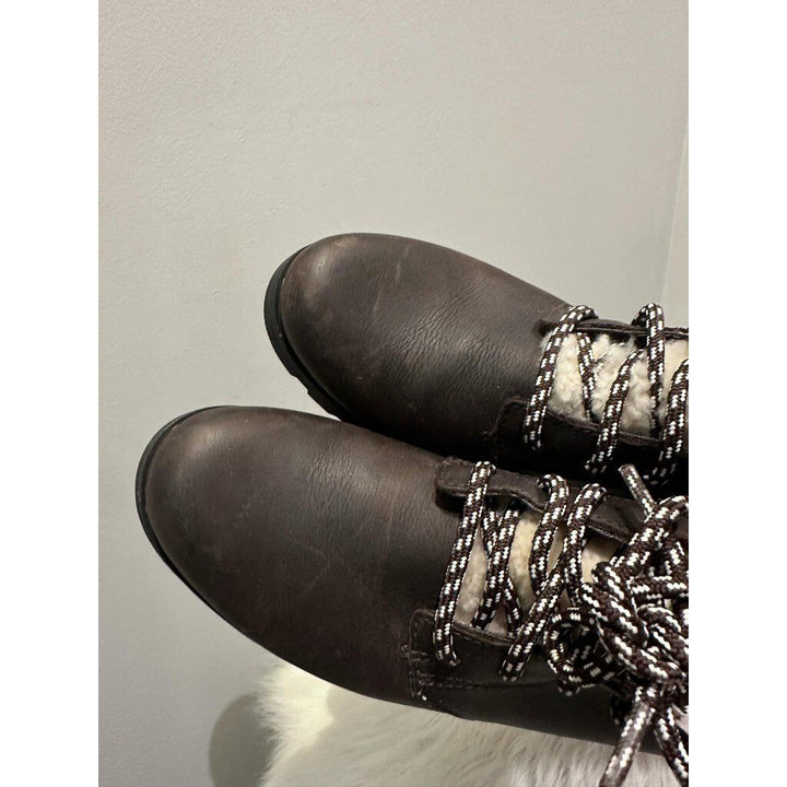 Sorel Emelie Leather Ankle Boots - Size 6