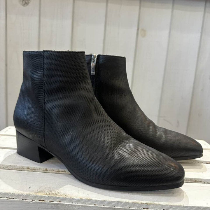 Aquatalia Fuoco Embossed Calf Ankle Booties - Size 10