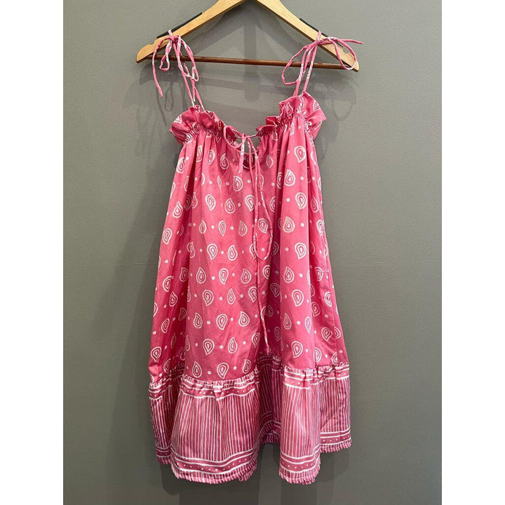 Cloe Cassandro NWT Daisy Dress in Bubble Gum Pink - Size Medium