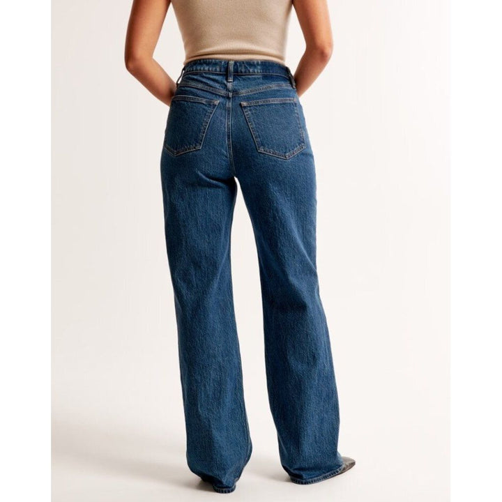 Abercrombie & Fitch The '90s Relaxed High-Rise Jean in Dark - Size 29