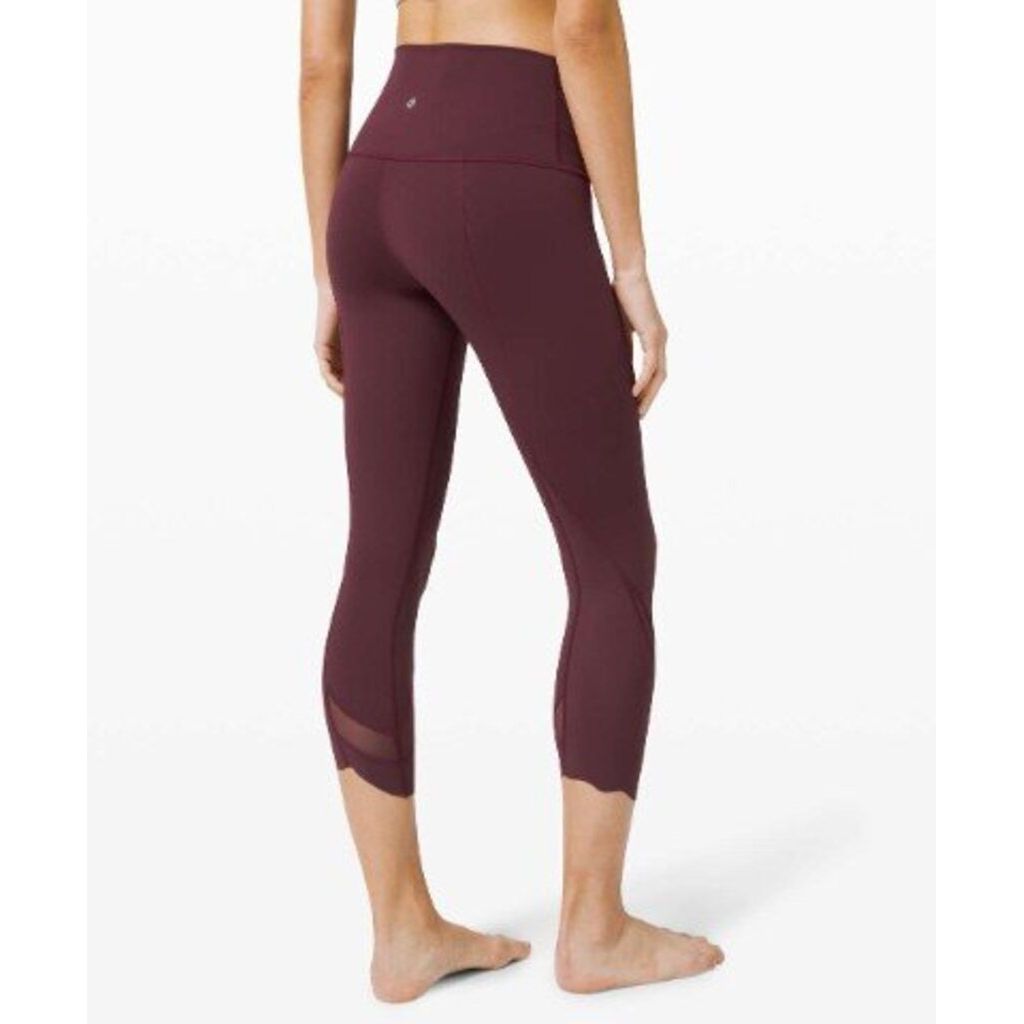 Lululemon Wunder Under Crop High-Rise *Roll Down Scallop Full-On Luxtreme 23" in Cassis - Size 10/12