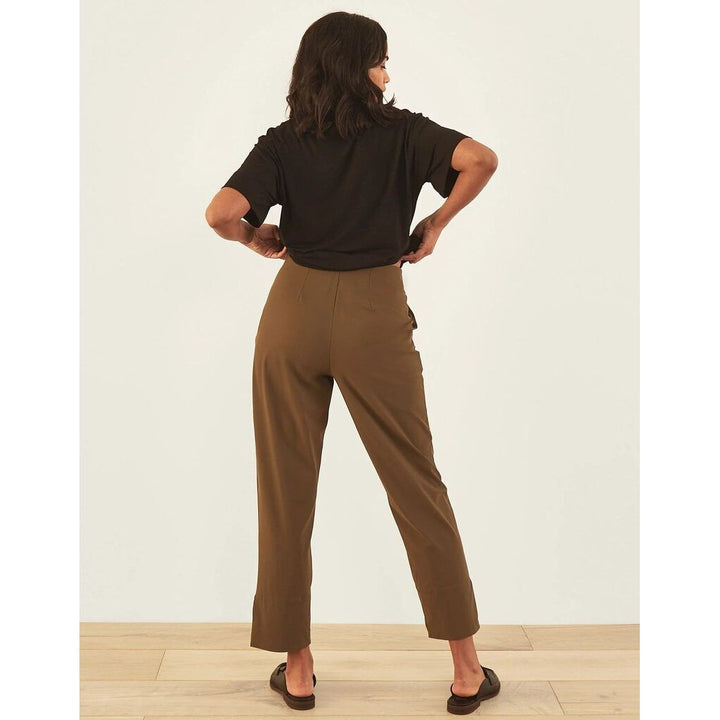 Aday Straight Up Dress Pants in Olive - Size Medium