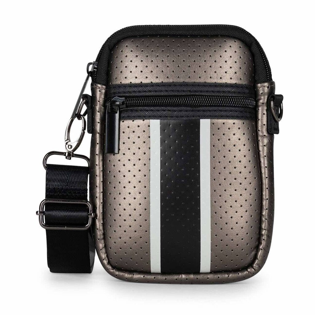 Haute Shore NWT Casey Cellphone Bag