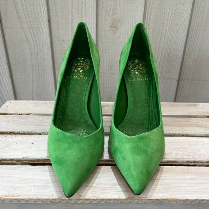 Vince Camuto Akenta Flare Heel Pump in Basil - Size 7