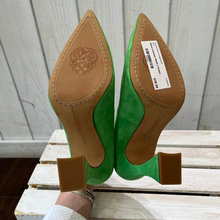 Vince Camuto Akenta Flare Heel Pump in Basil - Size 7