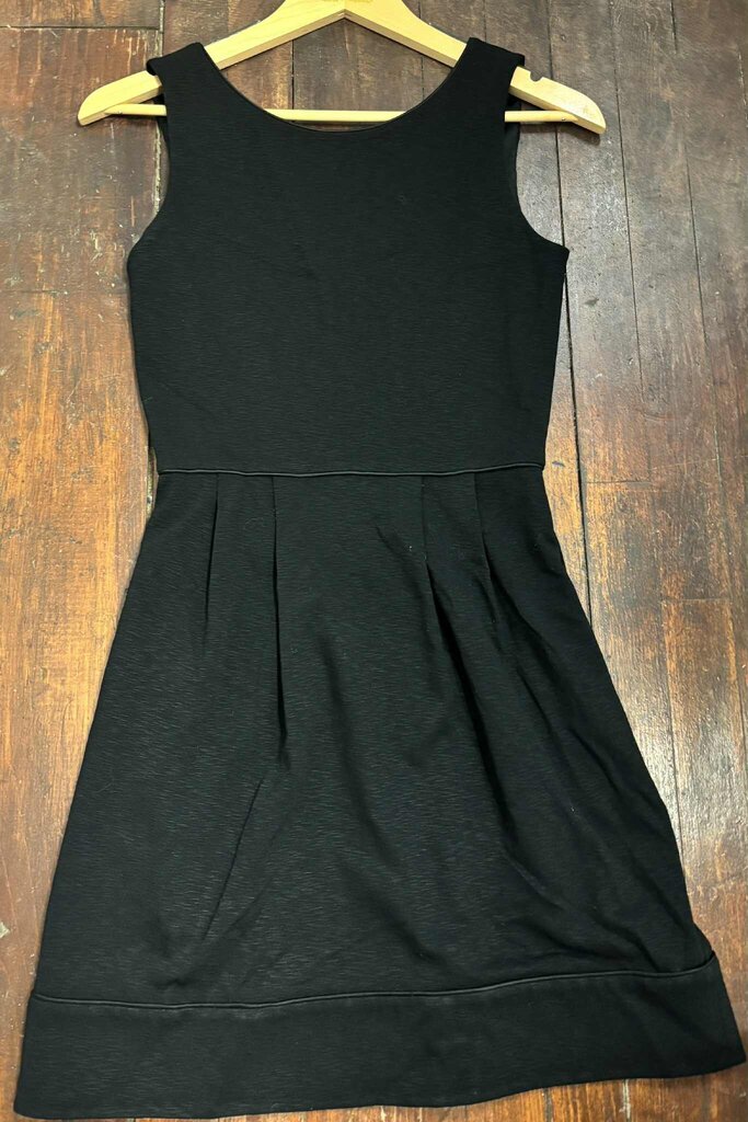 Diane Von Furstenberg Black Zippered Mid Dress- Size 2