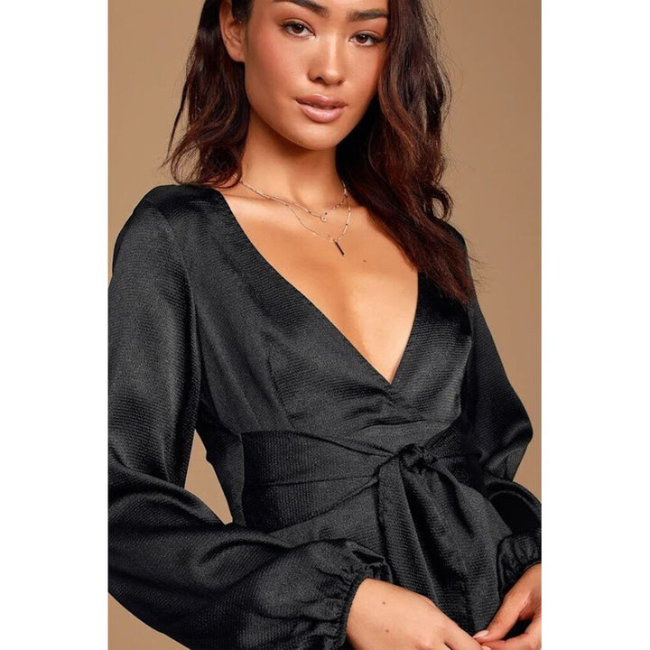 Lulus NWT Grand Entrance Black Satin Tie-Front Top - Size Small