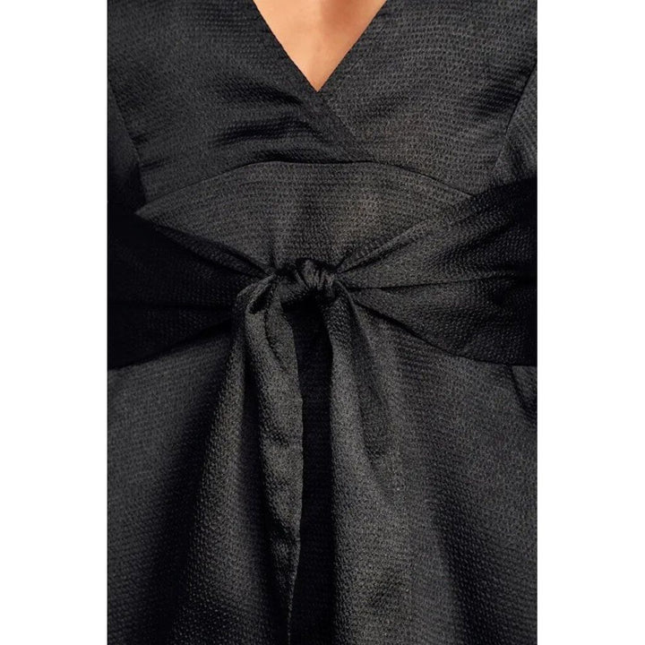 Lulus NWT Grand Entrance Black Satin Tie-Front Top - Size Small