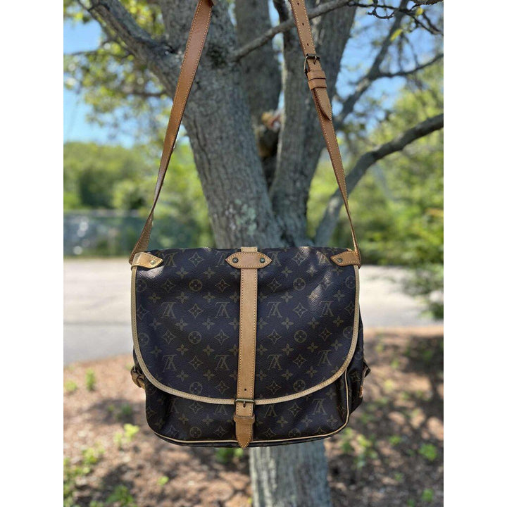 Louis Vuitton Monogram Saumur
