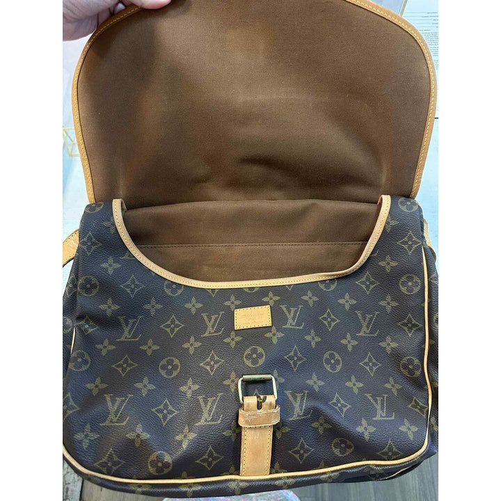 Louis Vuitton Monogram Saumur