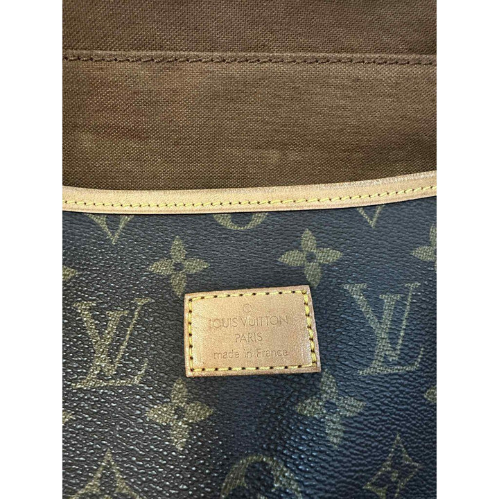 Louis Vuitton Monogram Saumur